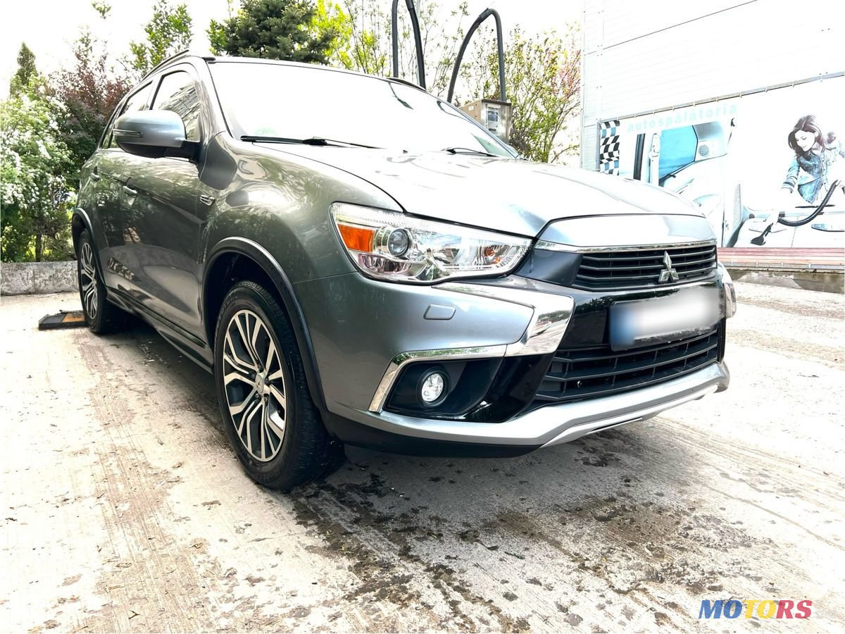 2016' Mitsubishi ASX photo #4