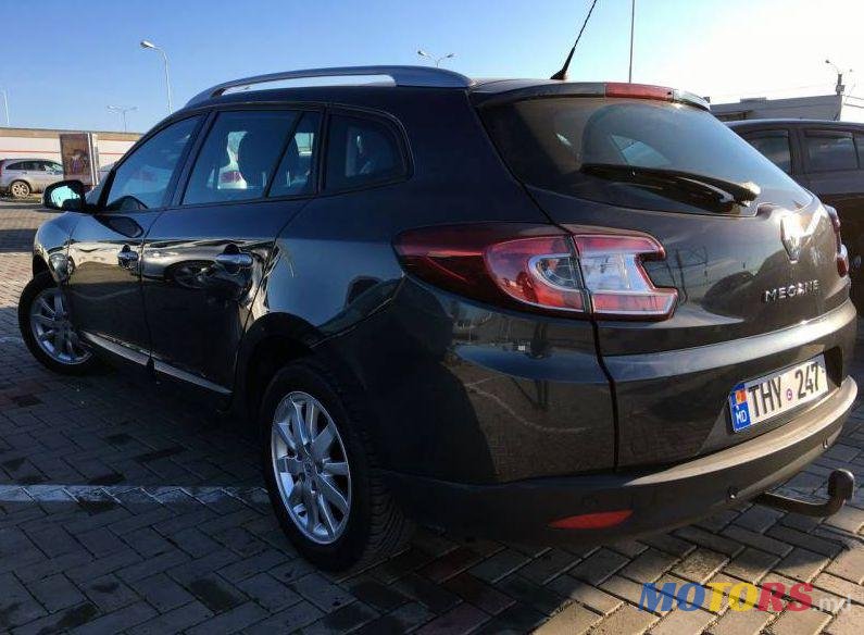 2010' Renault Megane photo #1