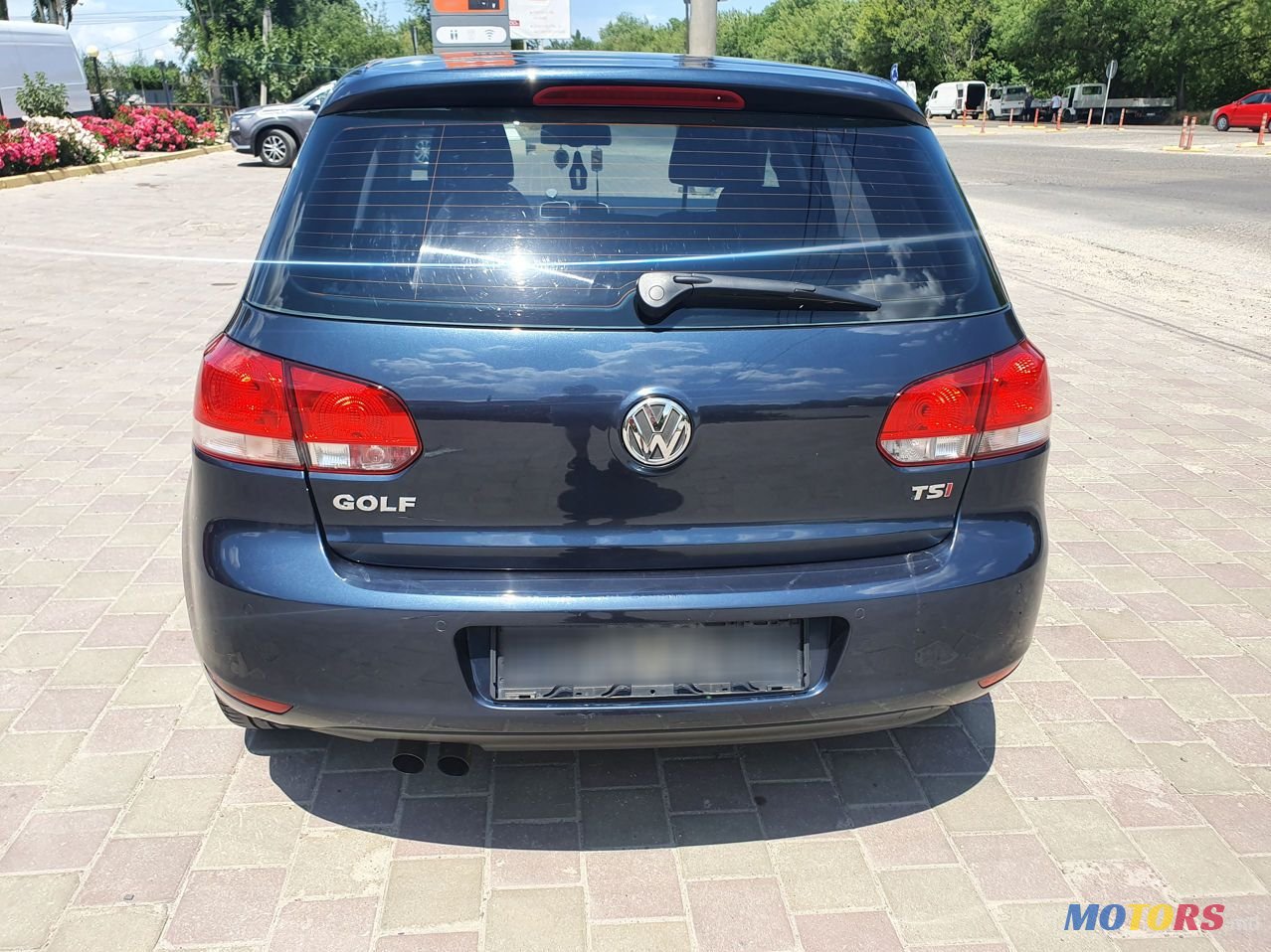 2010' Volkswagen Golf photo #5