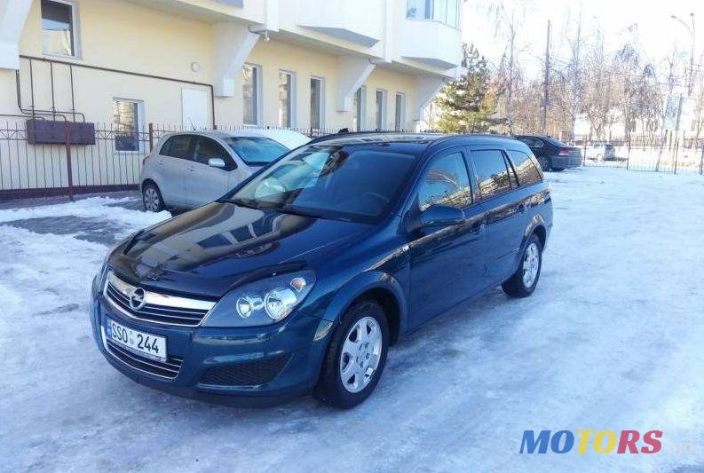 2007' Opel Astra photo #1