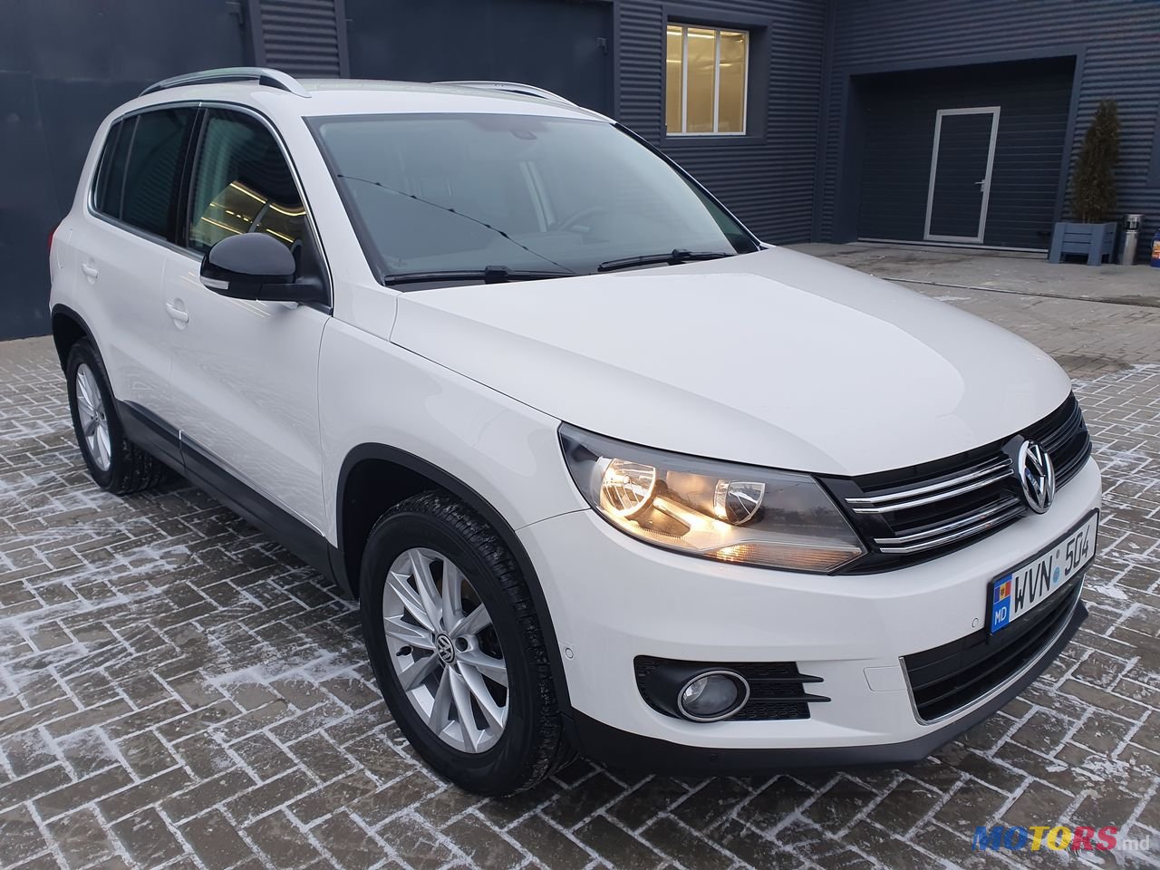 2013' Volkswagen Tiguan photo #2