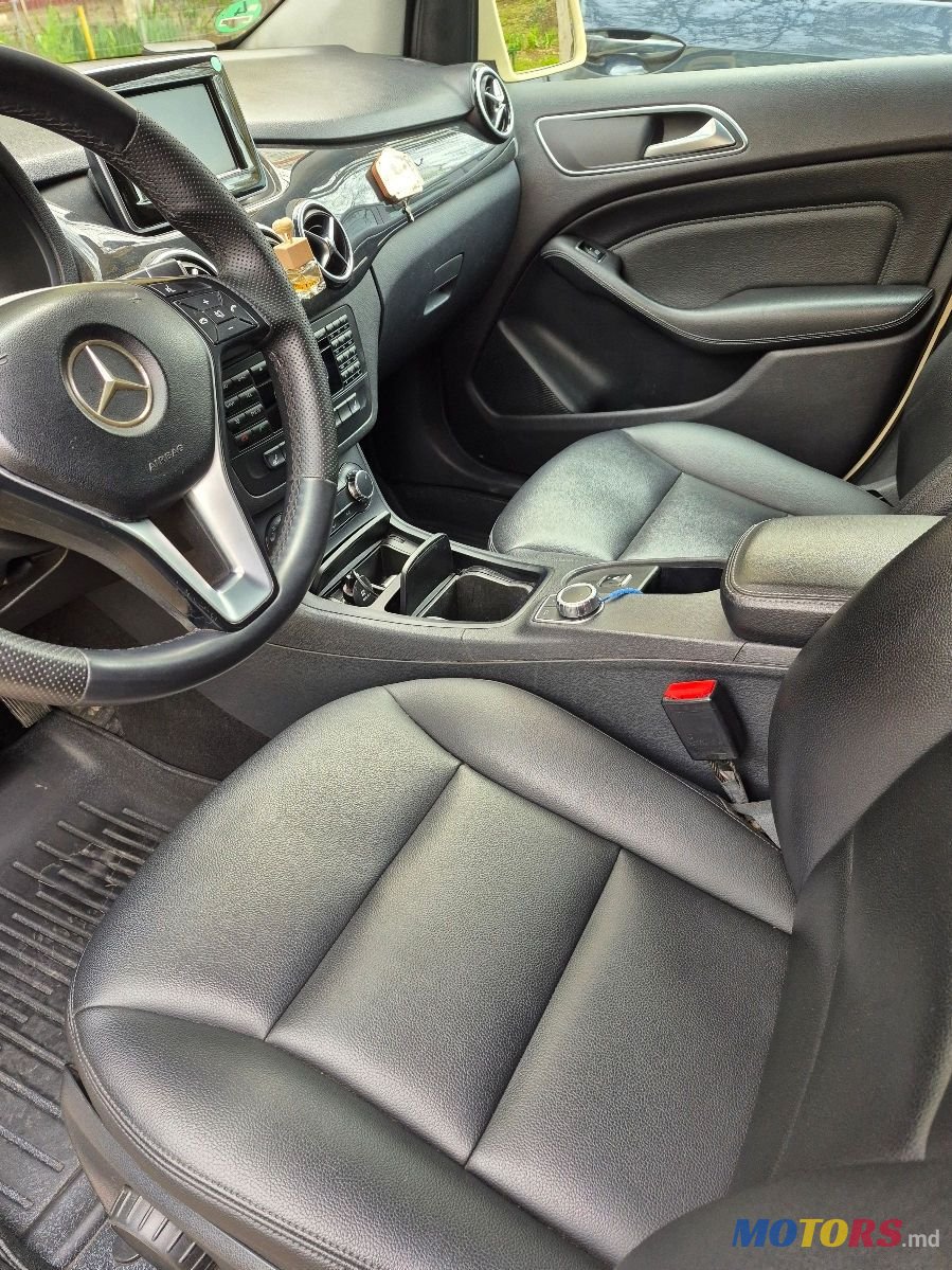 2014' Mercedes-Benz B-Class photo #4