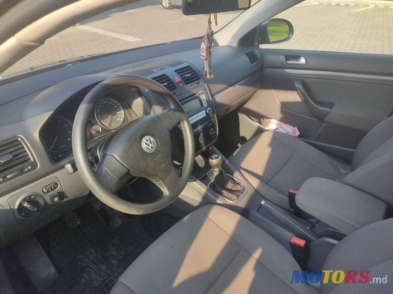 2007' Volkswagen Golf photo #3