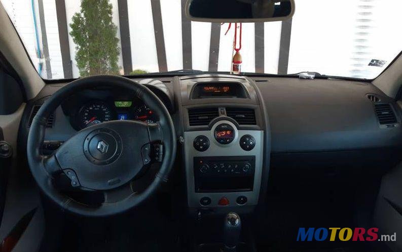 2003' Renault Megane photo #3