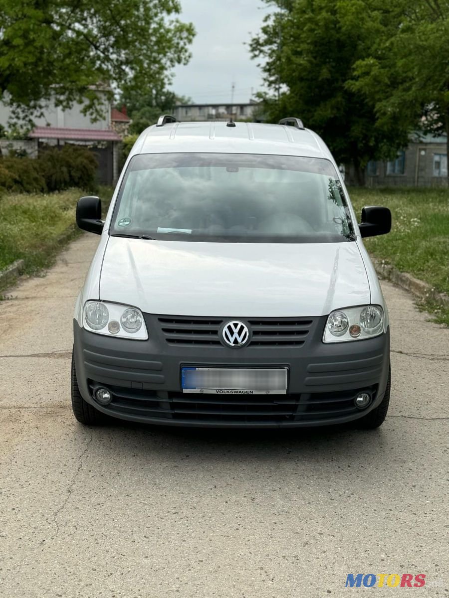 2010' Volkswagen Caddy photo #2