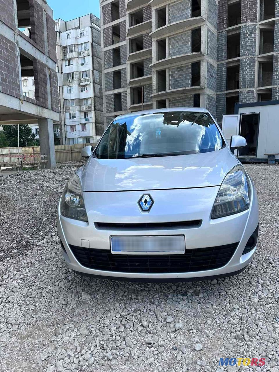 2009' Renault Grand Scenic photo #2