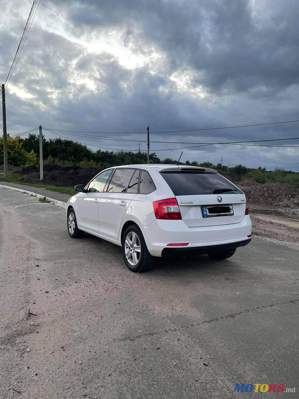 2015' Skoda Rapid photo #2