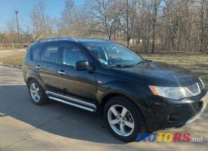 2007' Mitsubishi Outlander photo #1