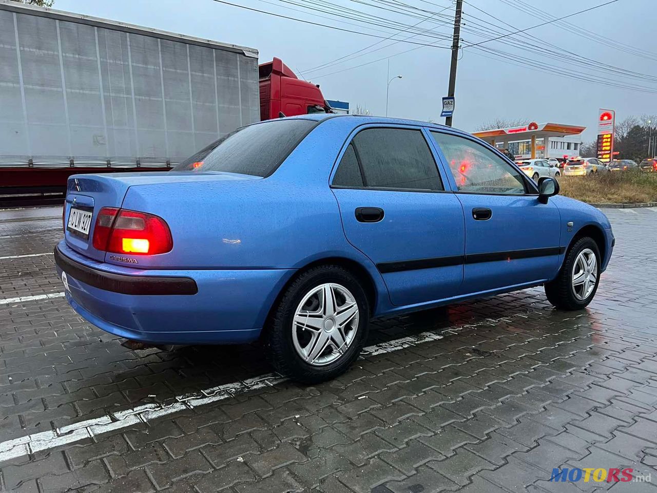 2000' Mitsubishi Carisma photo #4