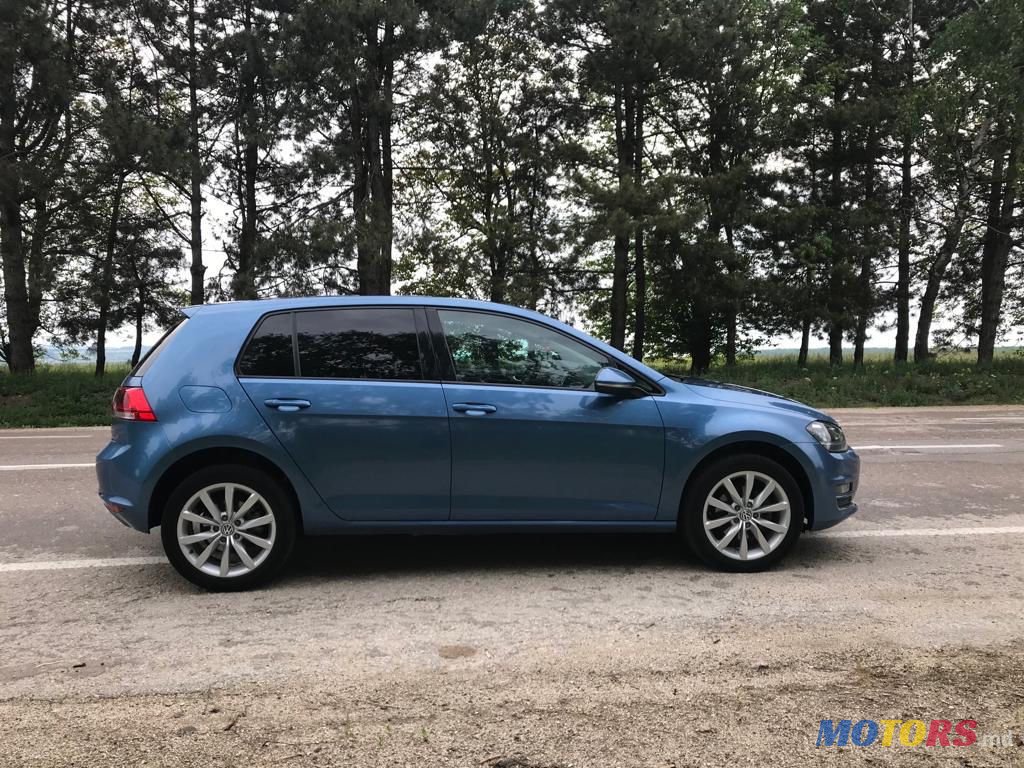 2013' Volkswagen Golf photo #3