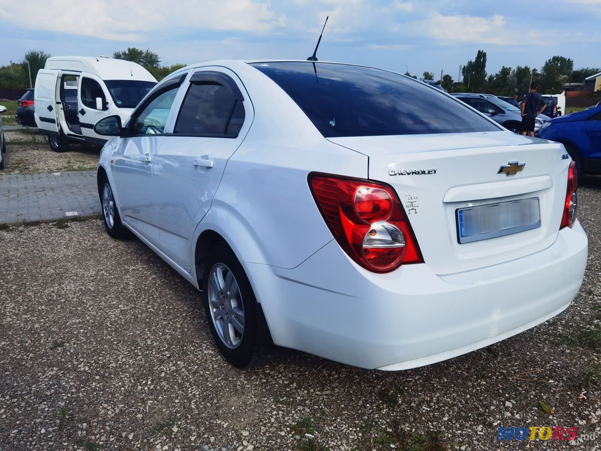 2012' Chevrolet Aveo photo #5