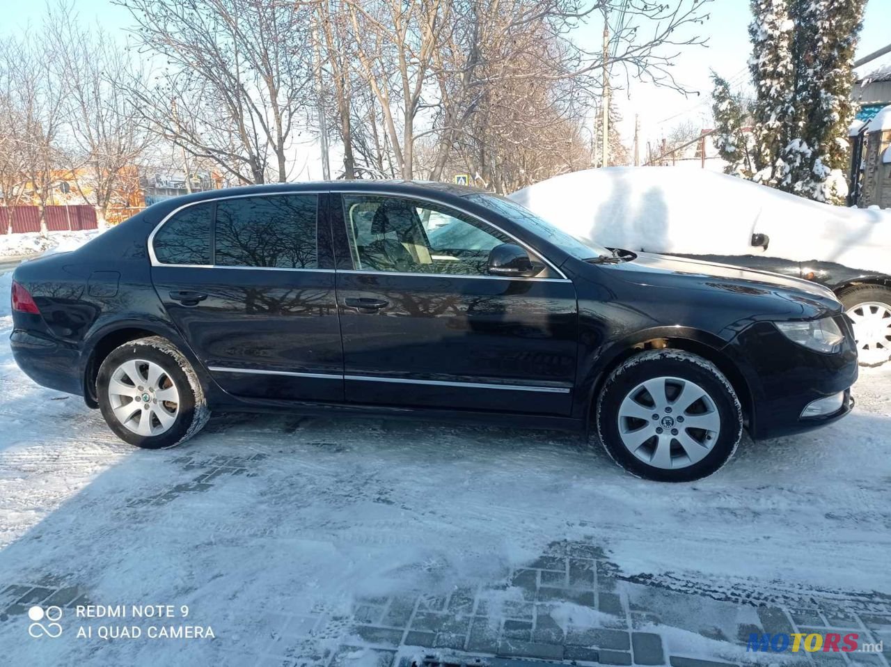 2011' Skoda Superb photo #2