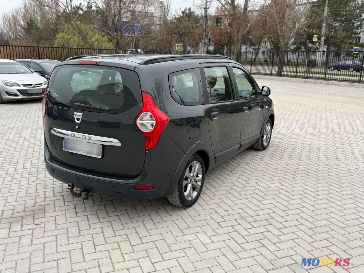2016' Dacia Lodgy photo #6