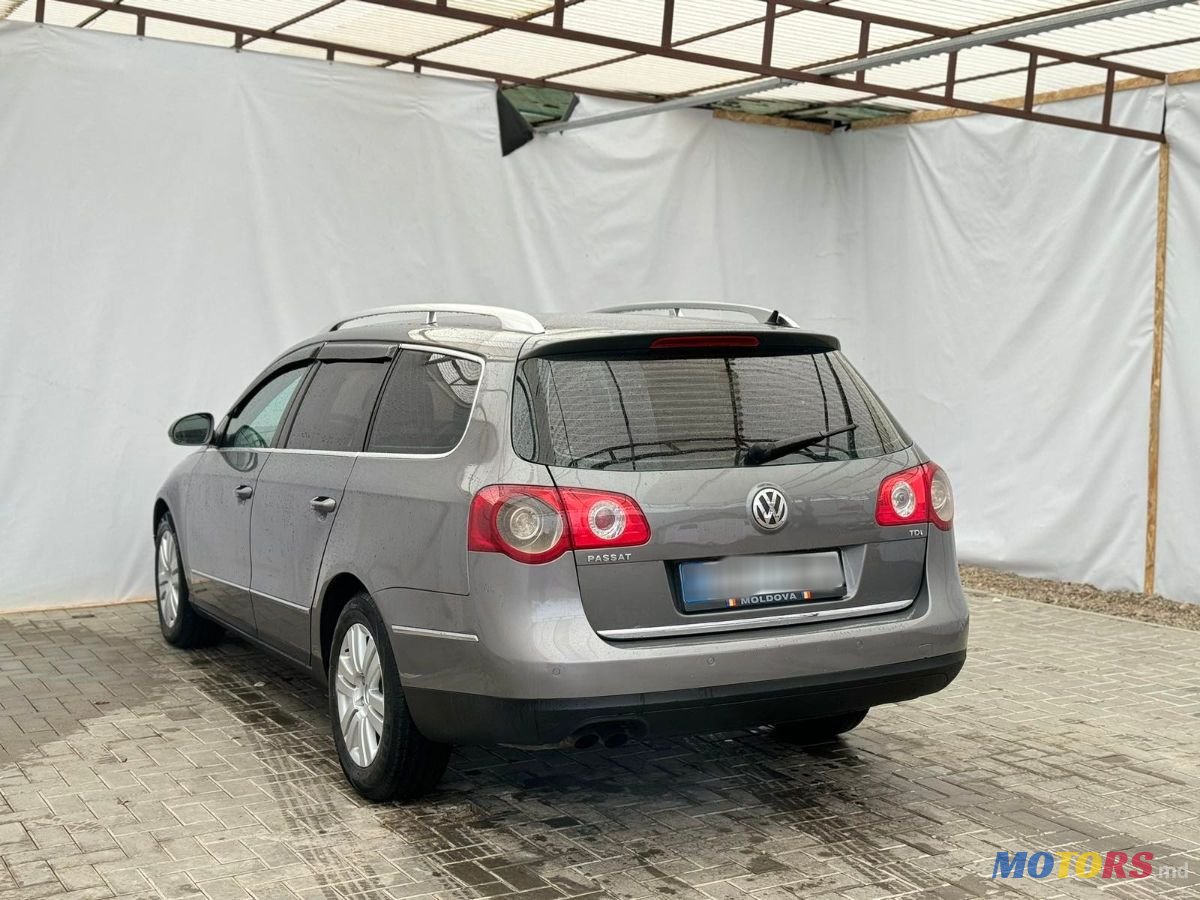 2006' Volkswagen Passat photo #4