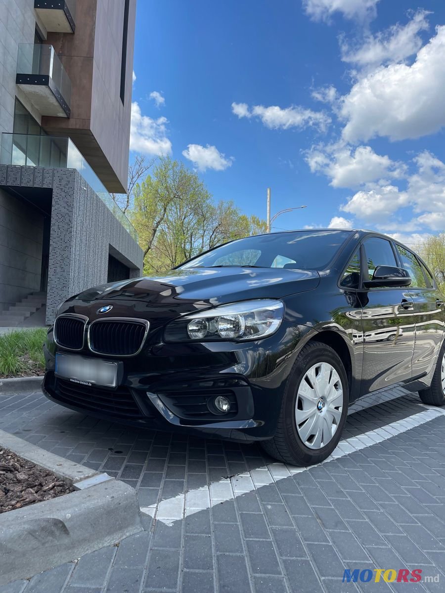 2015' BMW 2 Series Active Tourer photo #2