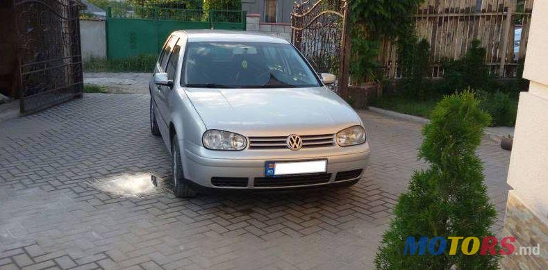 2000' Volkswagen Golf photo #1