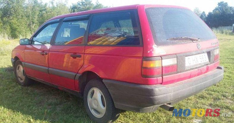1993' Volkswagen Passat photo #2