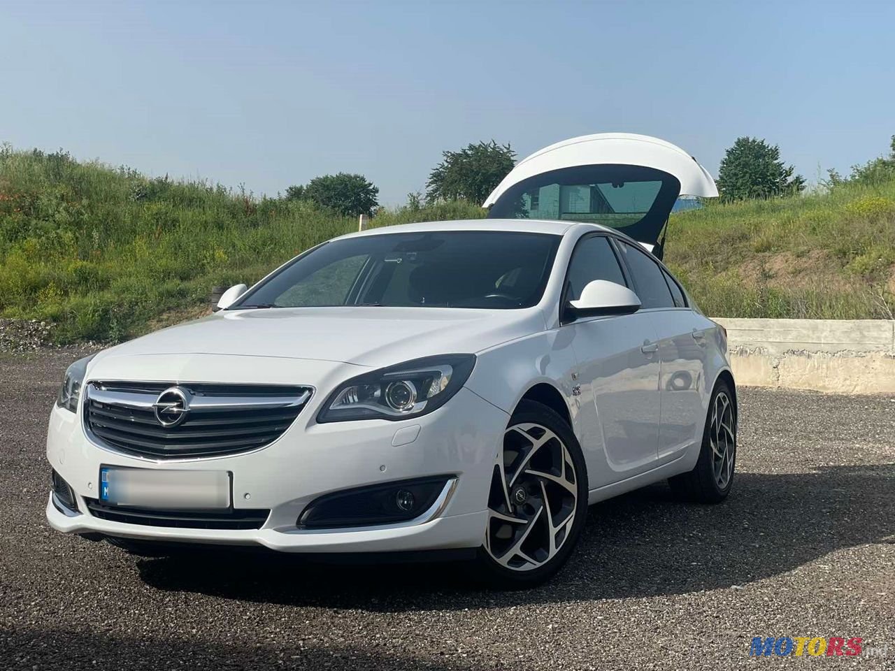 2015' Opel Insignia photo #2