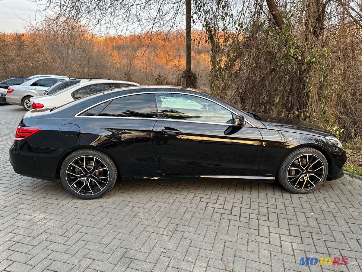 2015' Mercedes-Benz E-Class photo #4