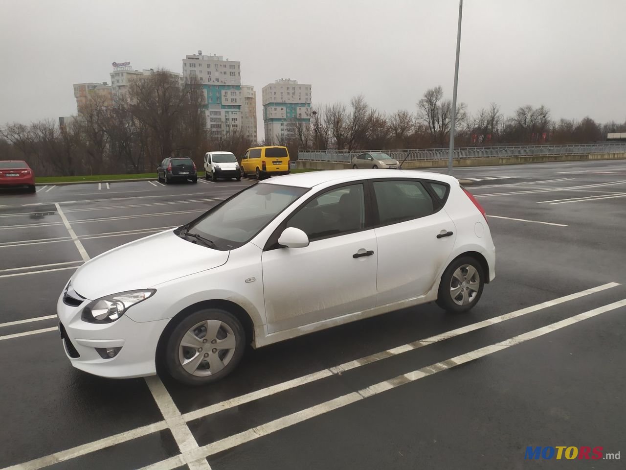 2011' Hyundai i30 photo #2