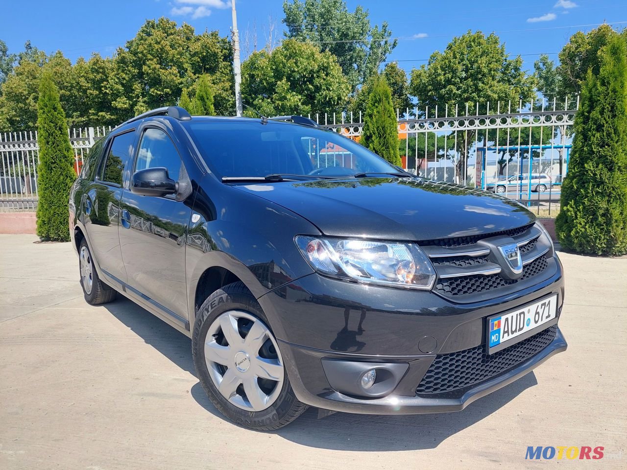 2014' Dacia Logan photo #1