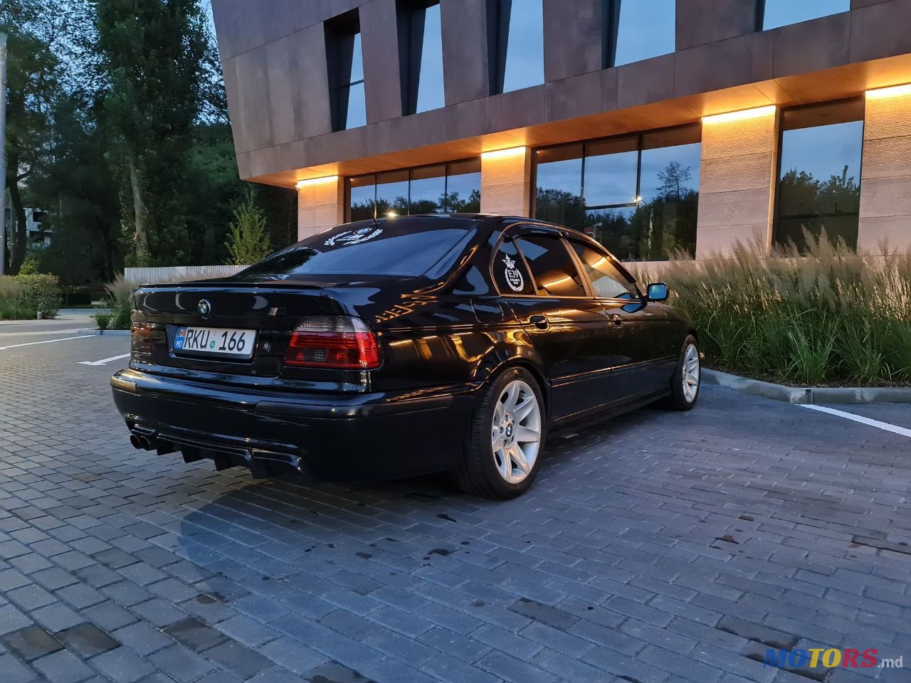 2002' BMW 5 Series photo #6