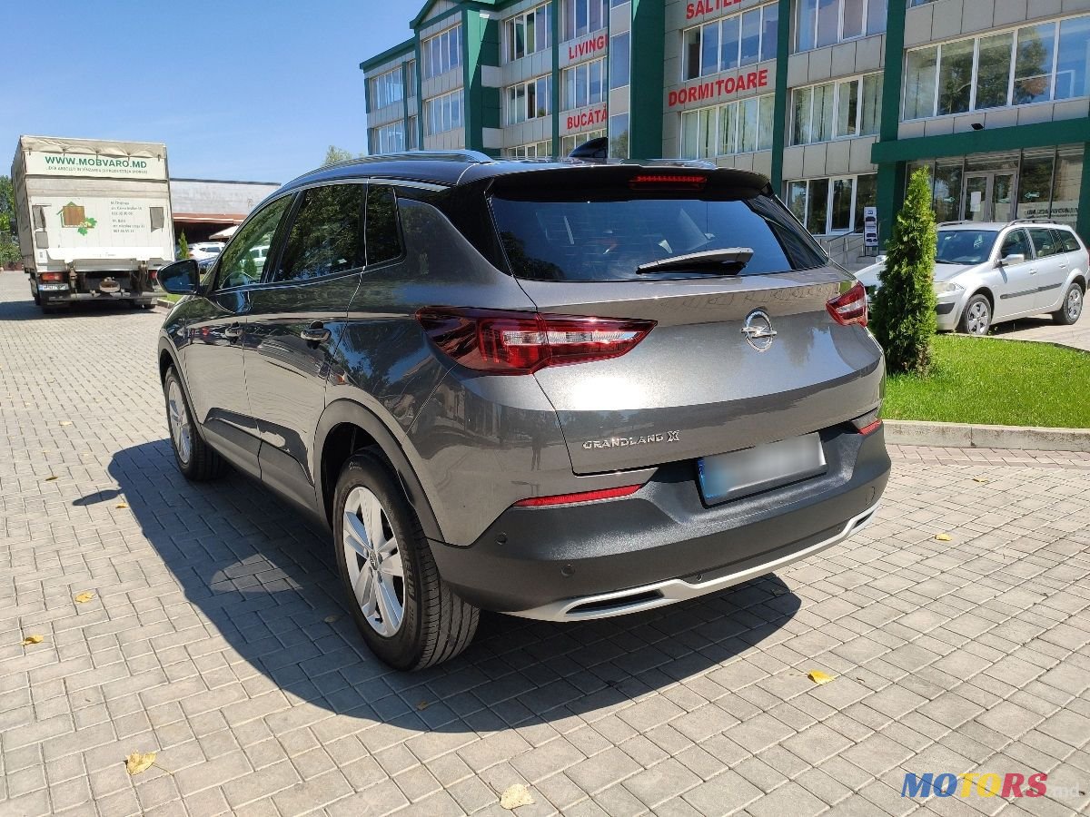 2021' Opel Grandland X photo #2