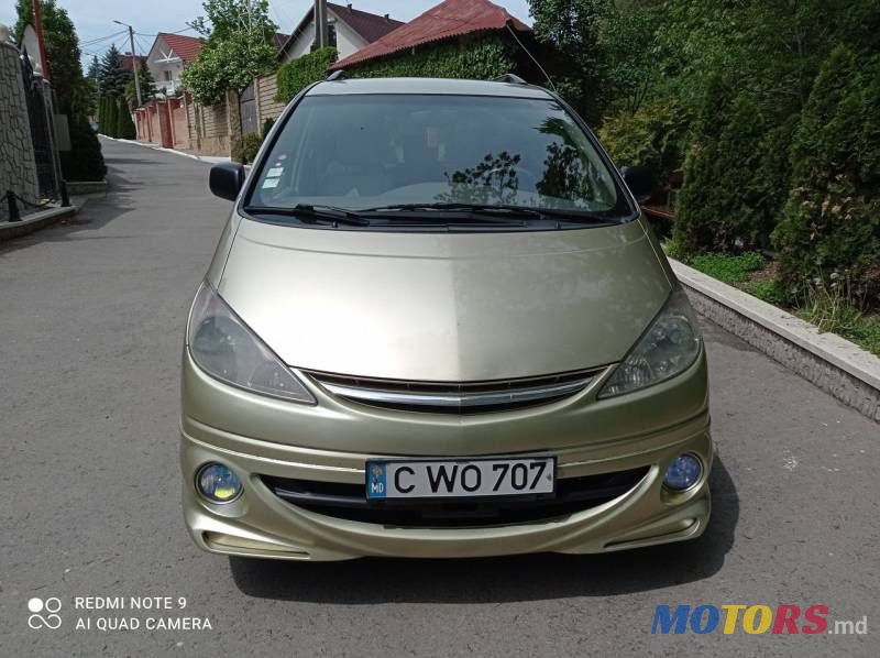 2001' Toyota Previa photo #5