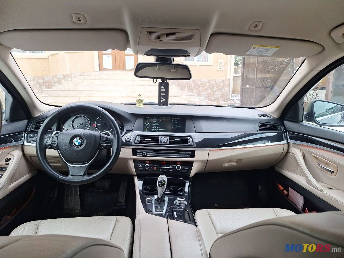 2012' BMW 5 Series photo #4