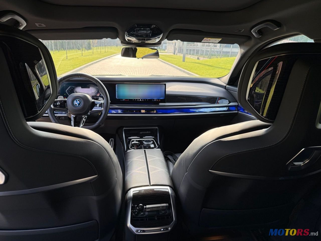2024' BMW 7 Series photo #6