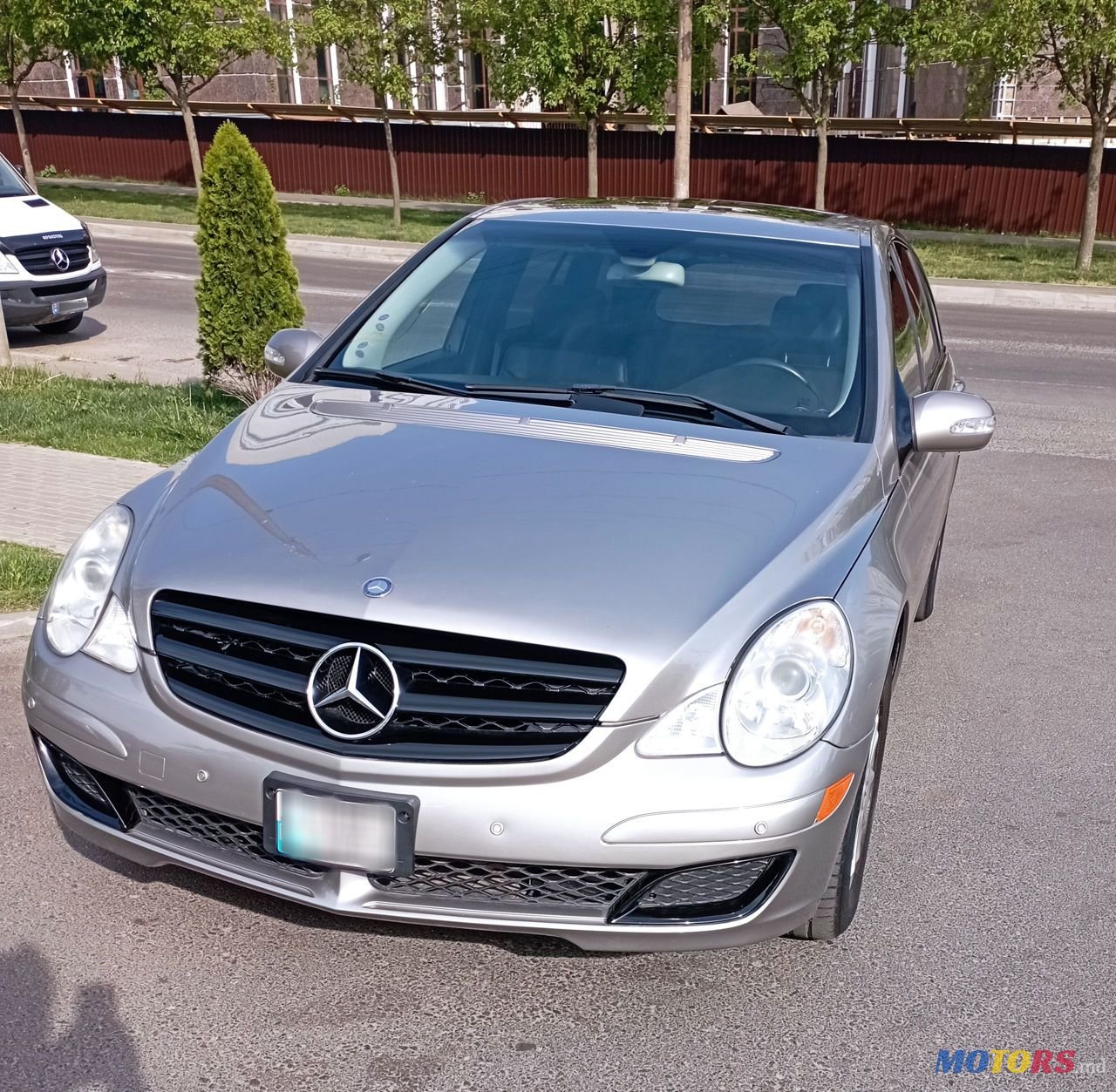 2007' Mercedes-Benz R-Class photo #1