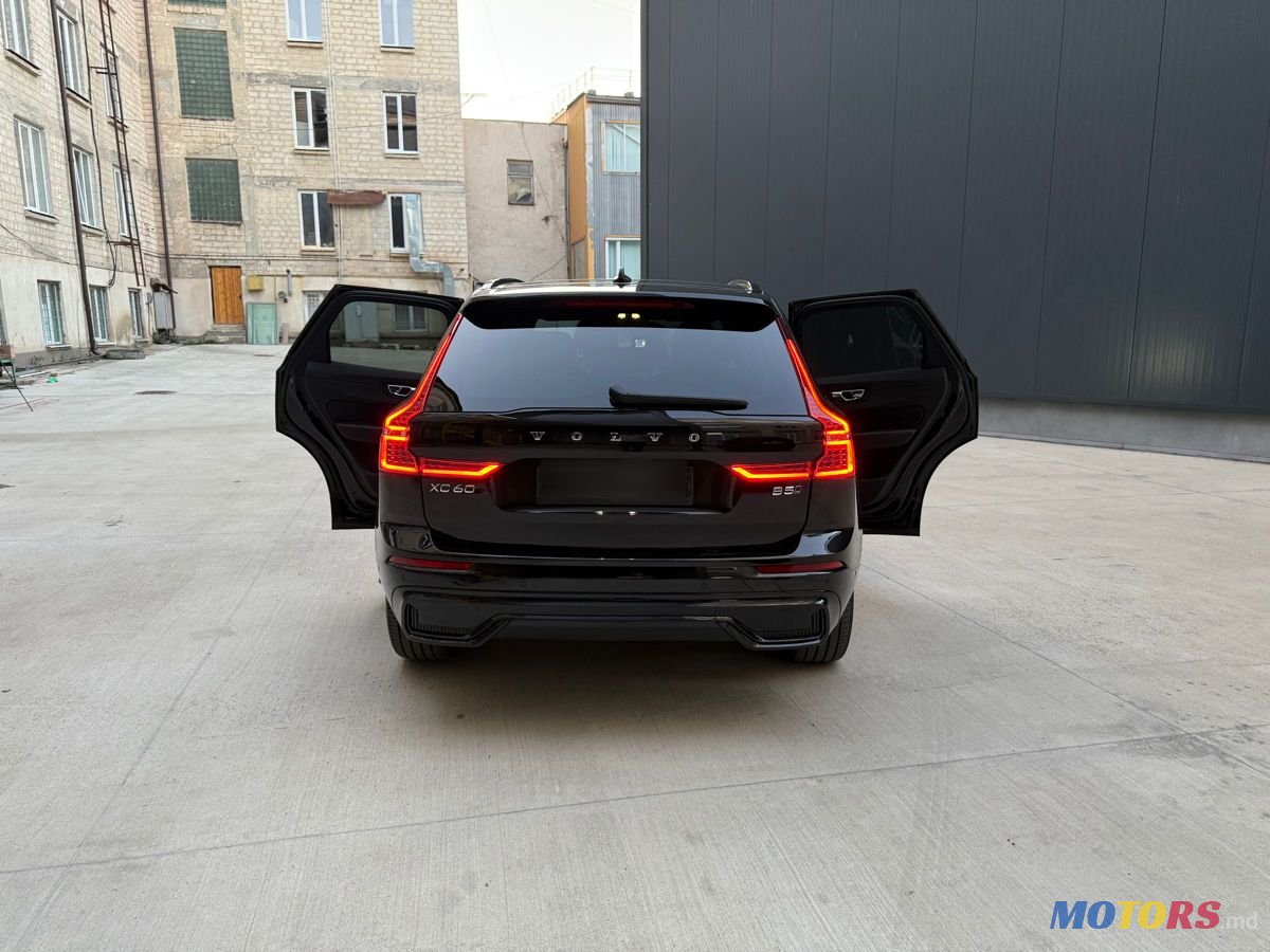 2023' Volvo XC60 photo #4