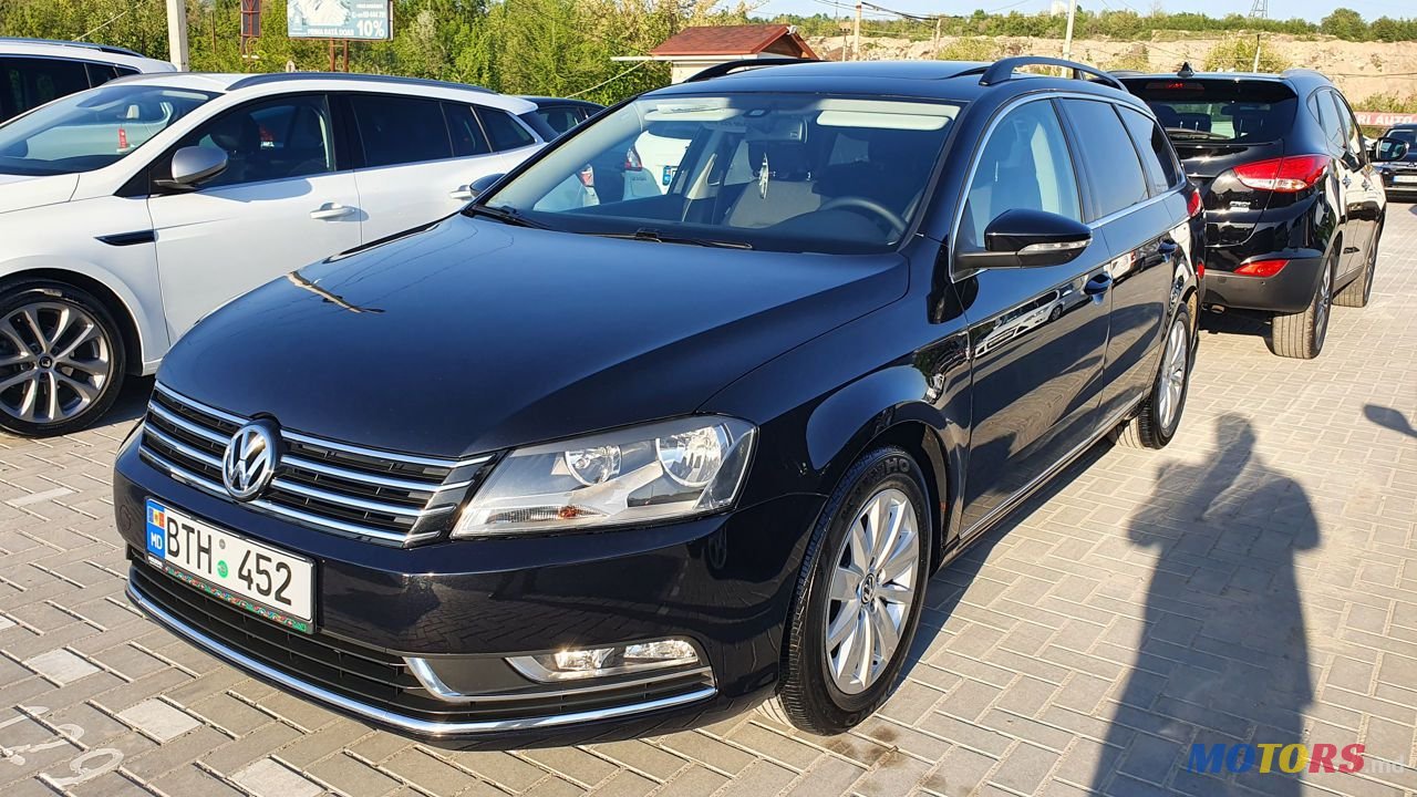 2013' Volkswagen Passat photo #3