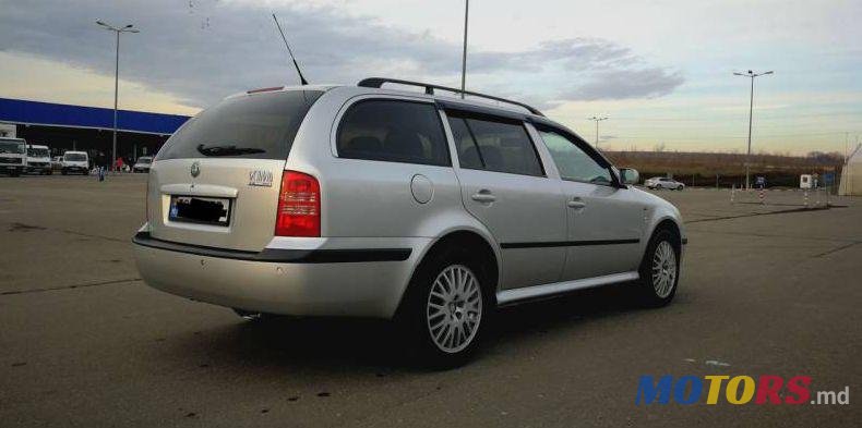 2004' Skoda Octavia photo #4