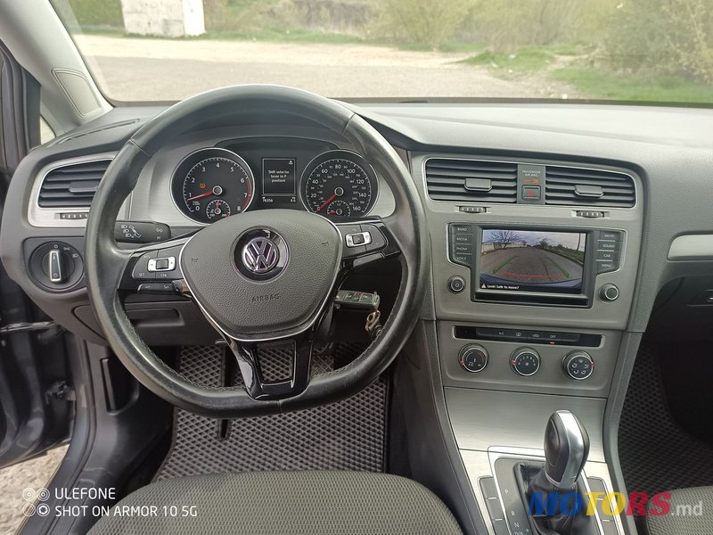 2015' Volkswagen Golf photo #3