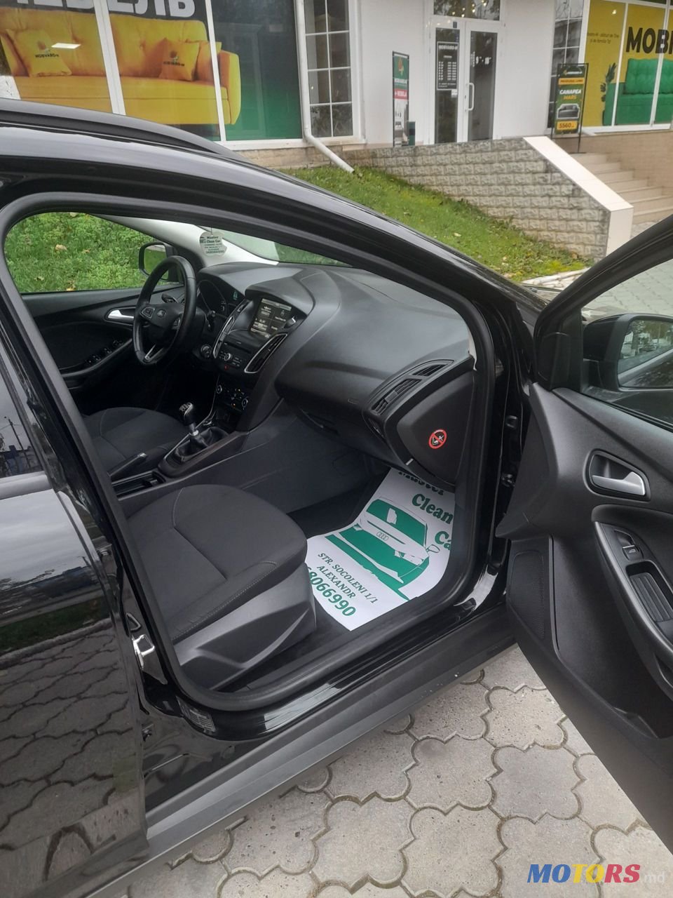 2016' Ford Focus photo #6