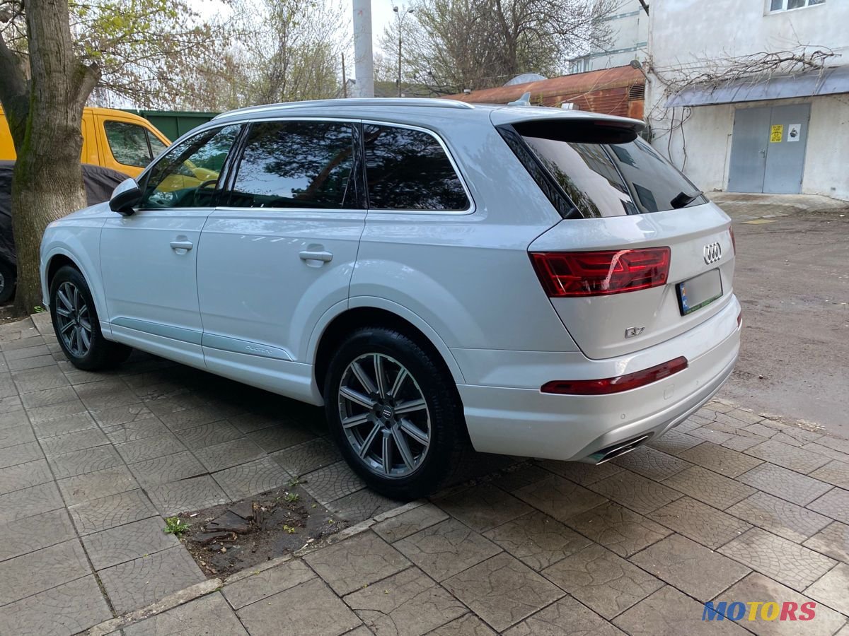 2018' Audi Q7 photo #3