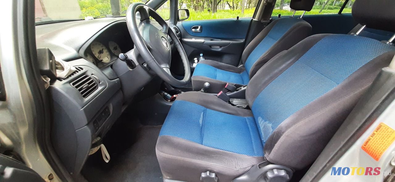 2001' Mazda Premacy photo #3