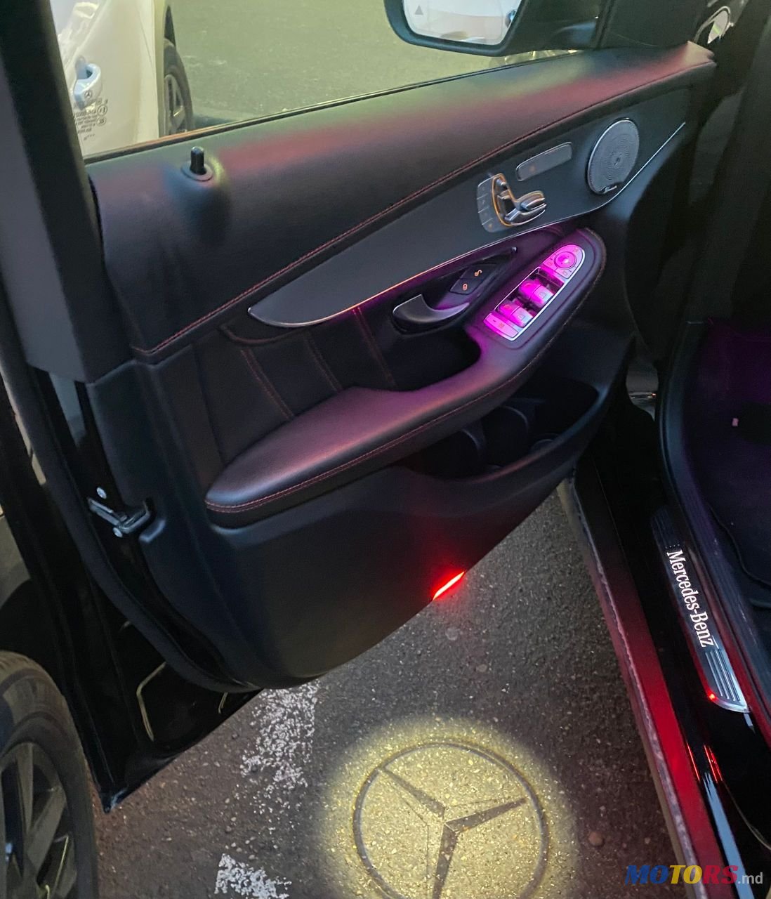 2022' Mercedes-Benz GLC photo #5