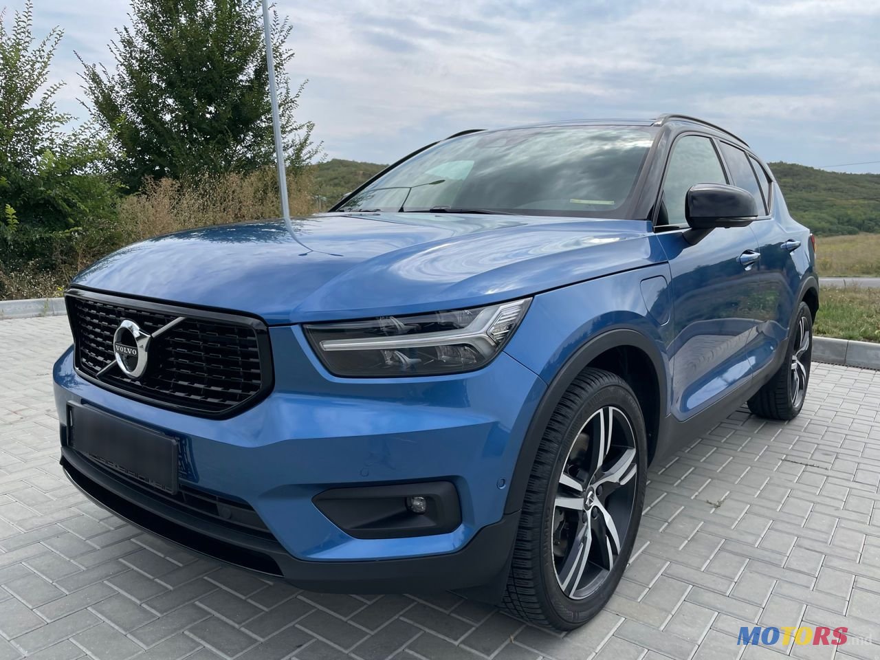 2020' Volvo XC40 photo #3