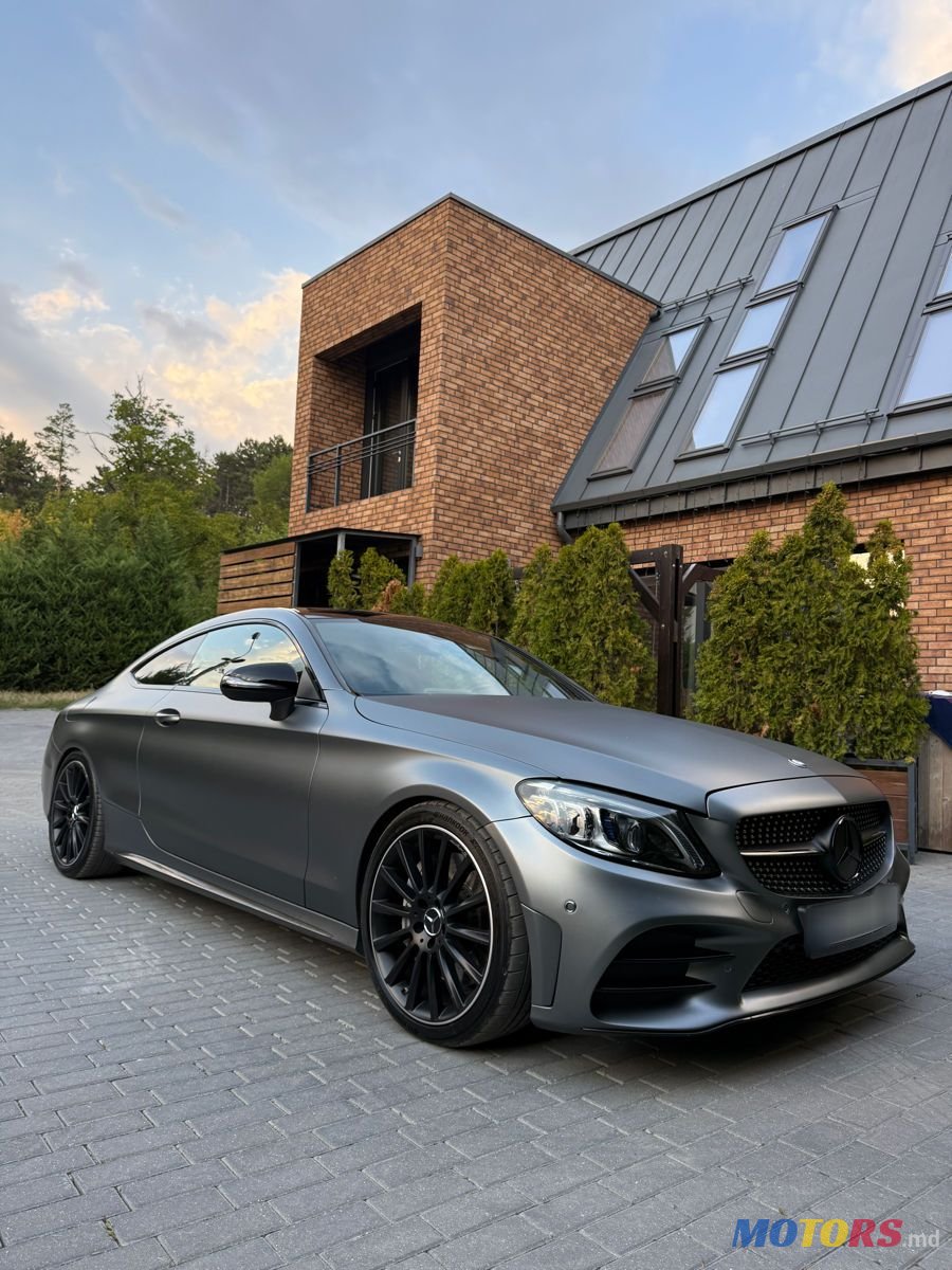 2019' Mercedes-Benz C-Class Amg photo #4