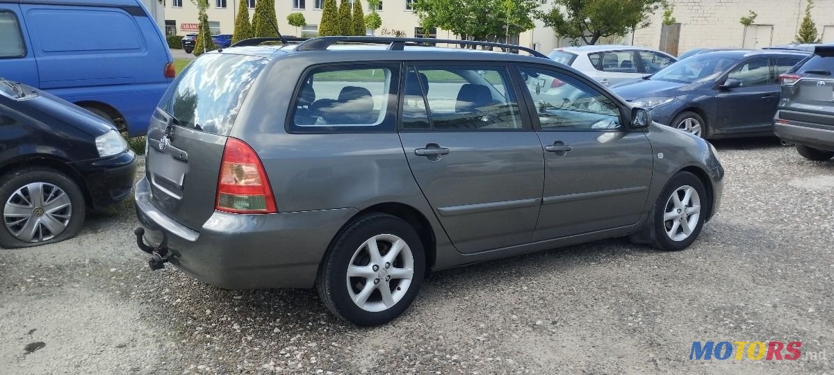 2004' Toyota Corolla photo #6