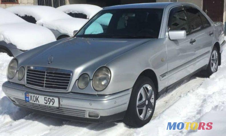 1999' Mercedes-Benz E photo #3