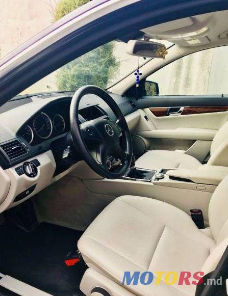 2009' Mercedes-Benz C photo #1