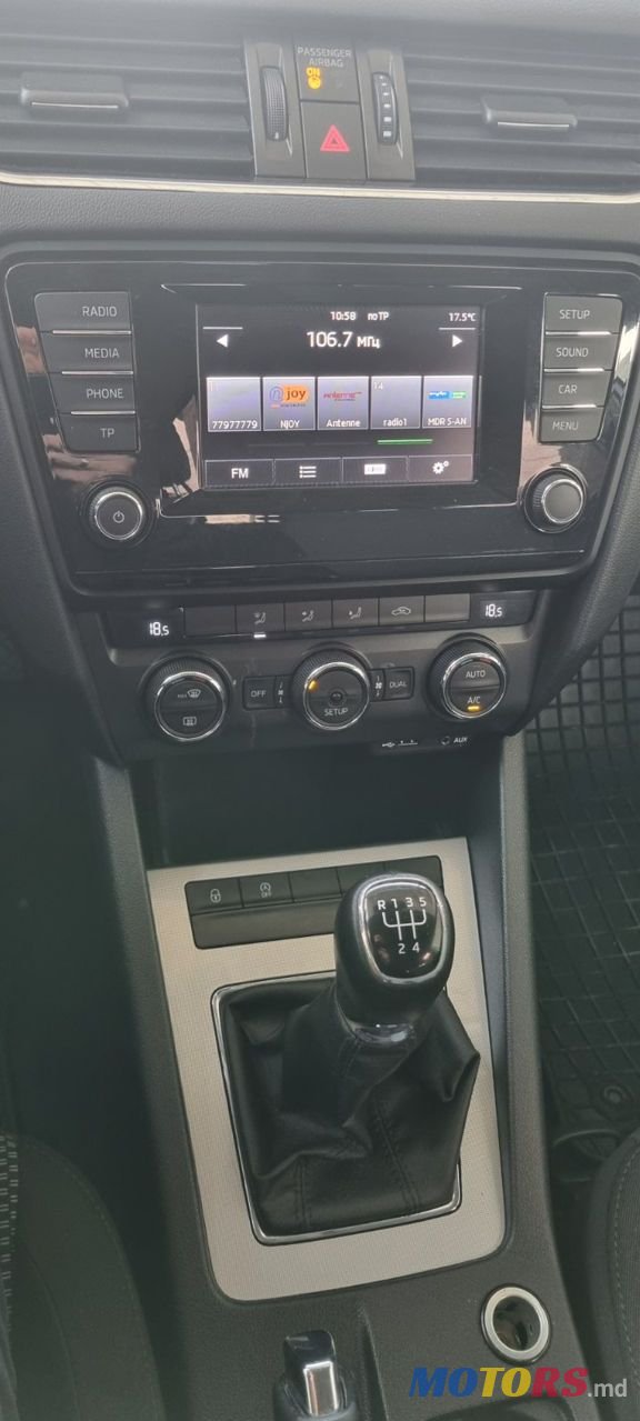 2015' Skoda Octavia photo #6