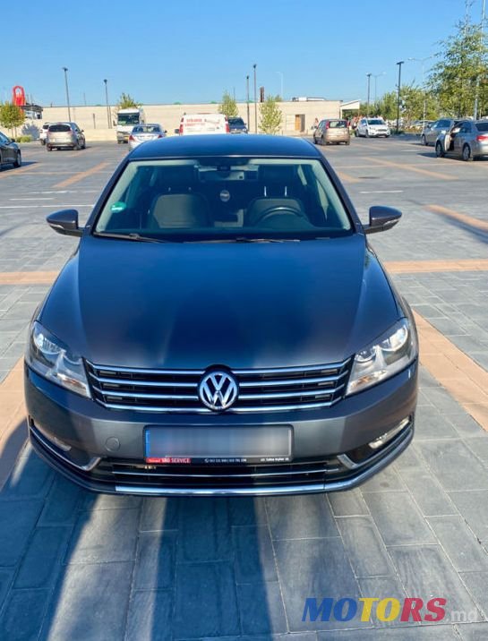 2012' Volkswagen Passat photo #3