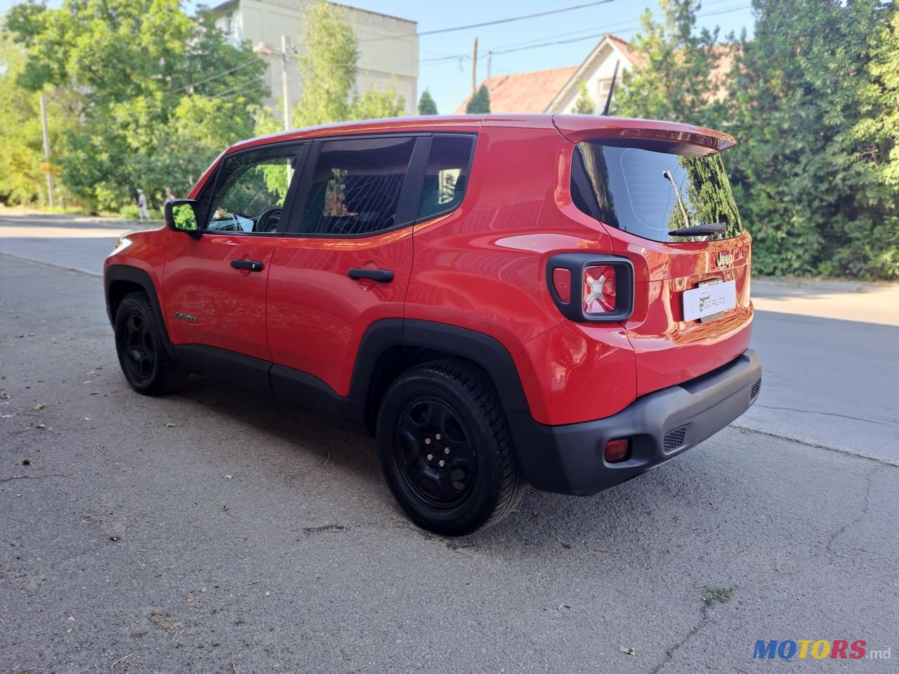 2016' Jeep Renegade photo #3