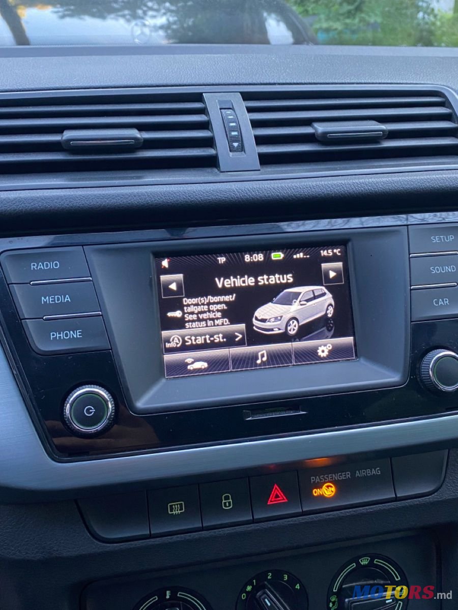 2015' Skoda Fabia photo #6