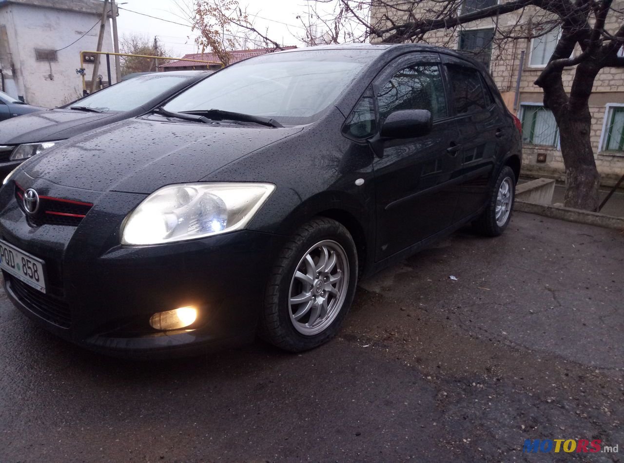 2007' Toyota Auris photo #5