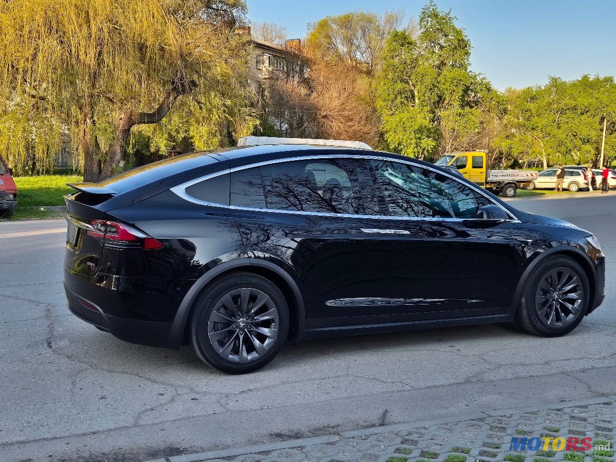 2018' Tesla Model X photo #5